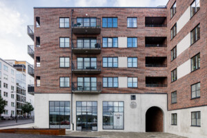 Traryd Intakt 2+1 med mötesbåge + produkter från Snidex för höga ljudkrav