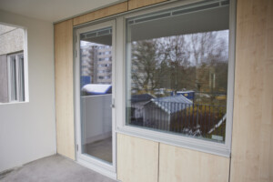 TRARYD optimal fast fönster och fönsterdörr utifrån med traditionell TRARYD optimal fast fönster och fönsterdörr utifrån med traditionell utifrån